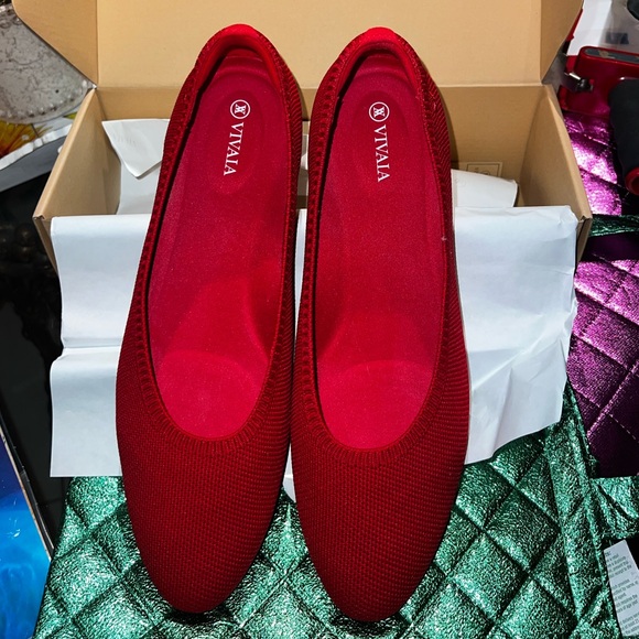 Vivaia GORGEOUS ❤️RED❤️ KNIT FLATS. NIB. SZ 43 (12) - Picture 9 of 10